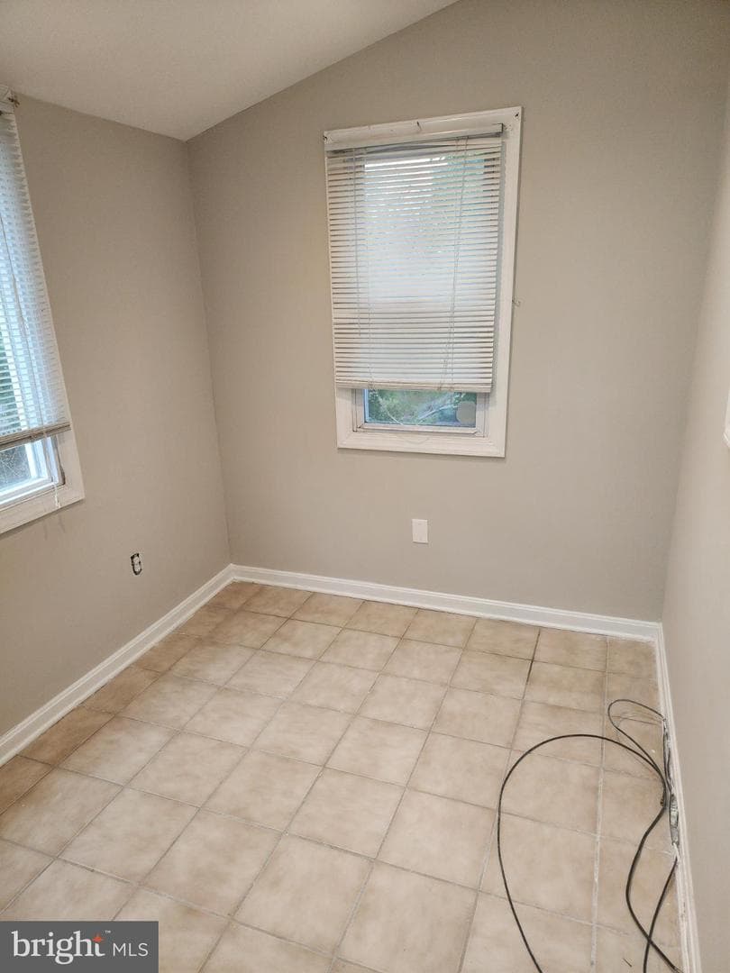 5801 Walnut Street photo 21