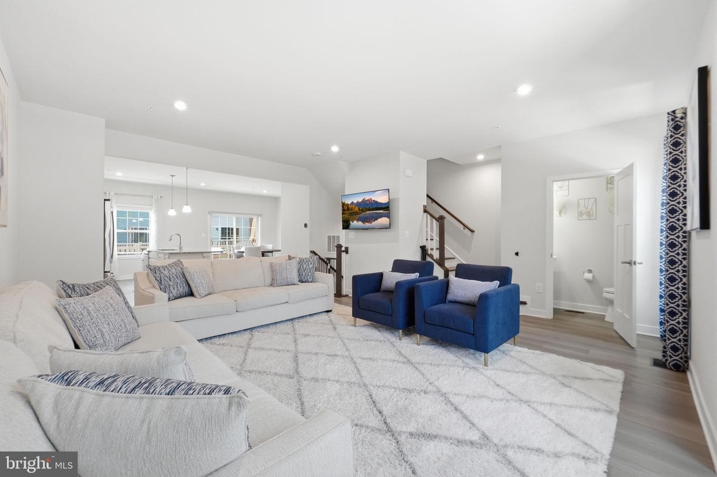 8805 Sybil Lane photo 15
