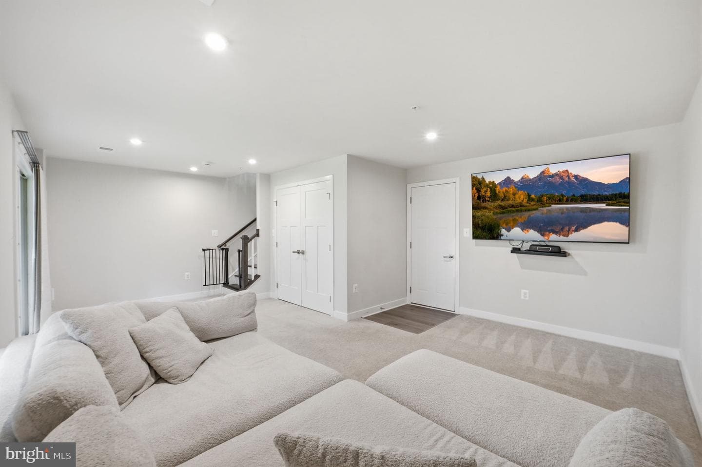 8805 Sybil Lane photo 29