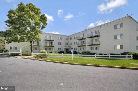 5601 Parker House Terrace #304, Hyattsville