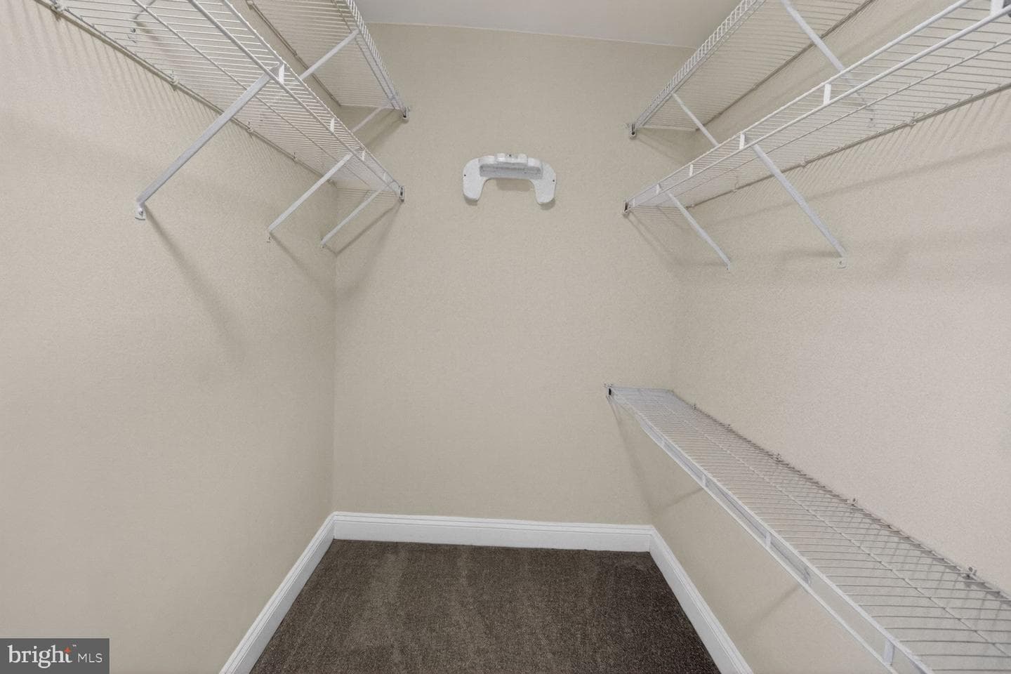 5601 Parker House Ter # 304 photo 12