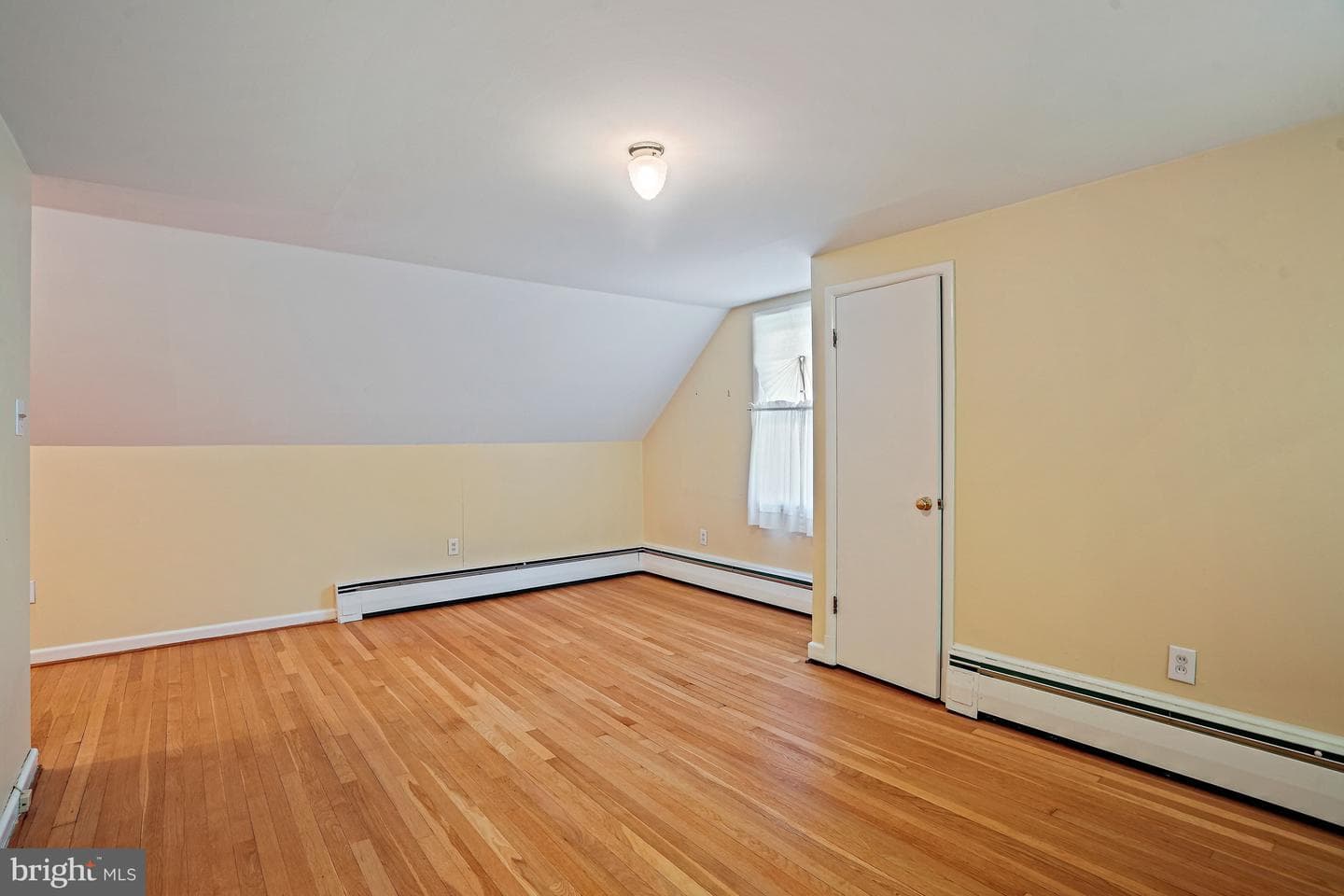 8901 Hickory Hill Avenue photo 26