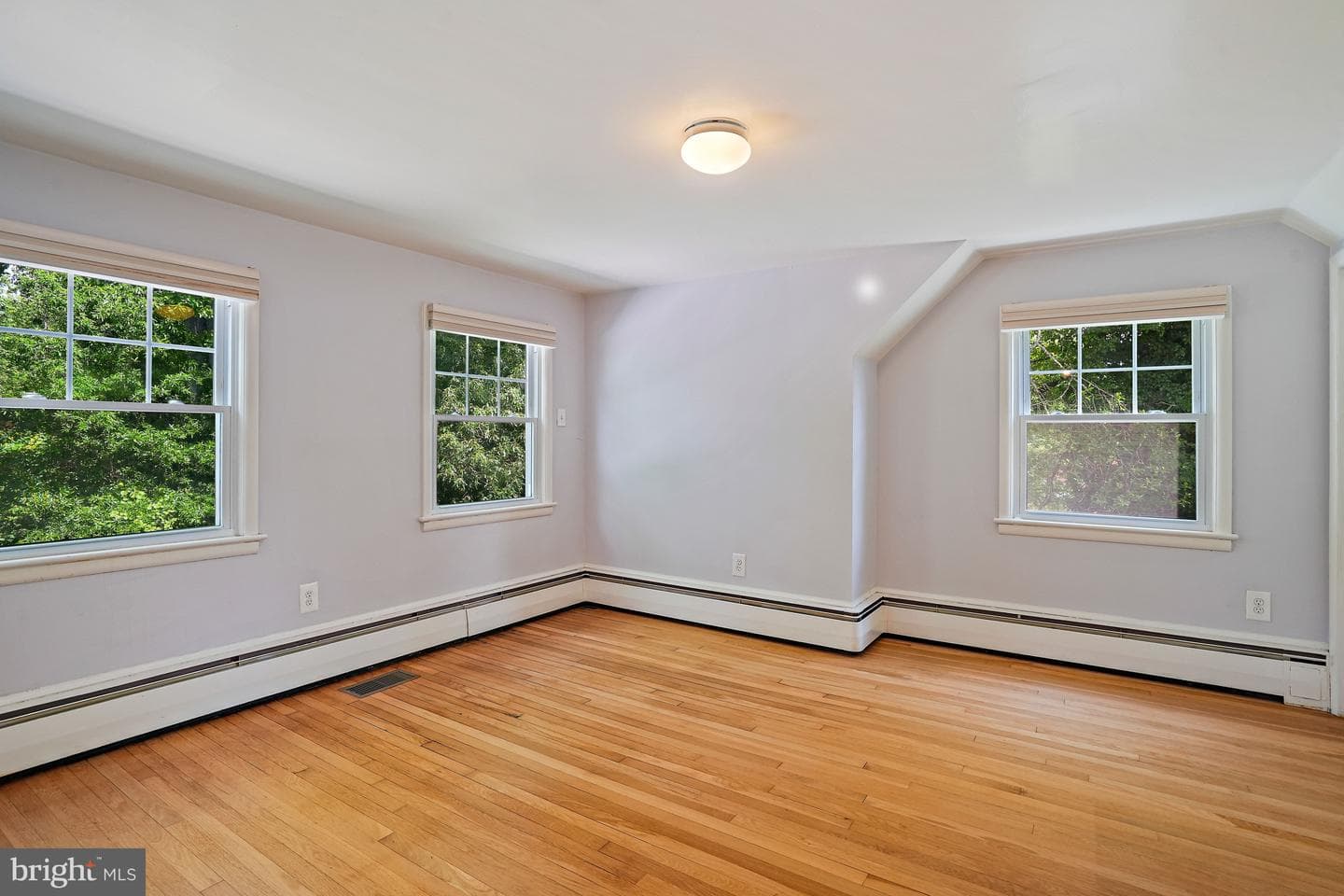 8901 Hickory Hill Avenue photo 31