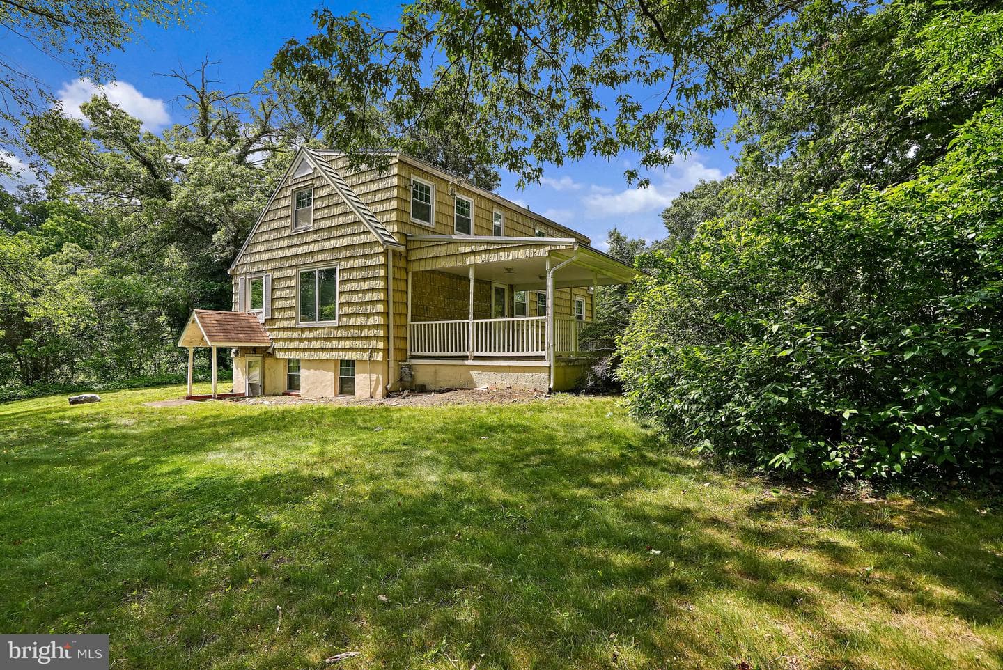 8901 Hickory Hill Avenue photo 42