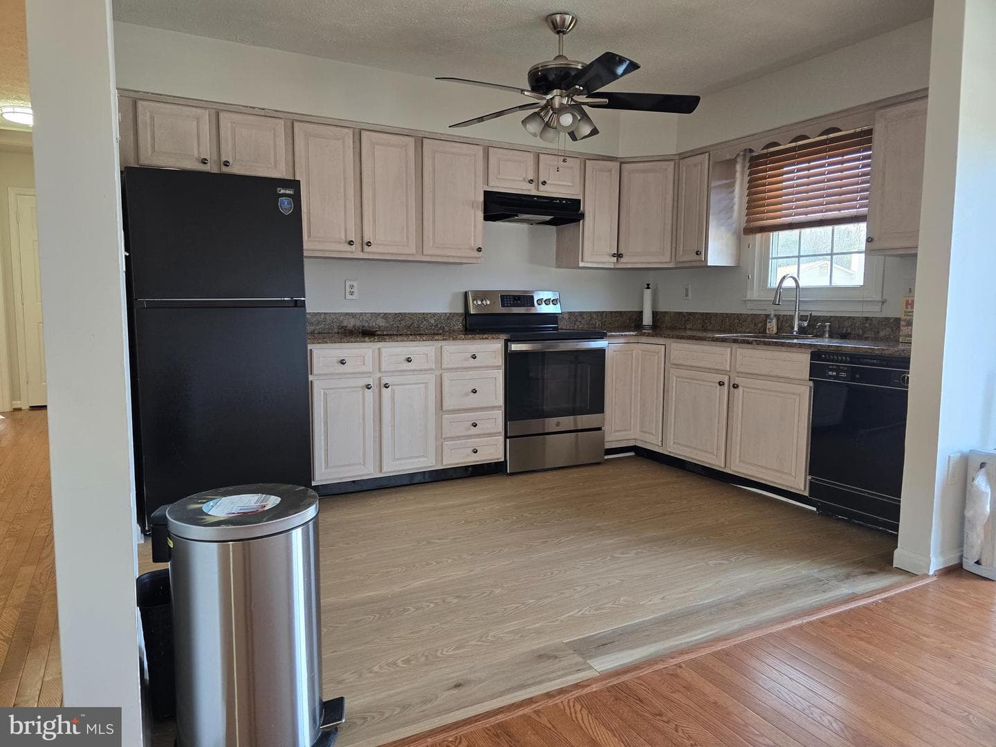 8907 Chad Way photo 26