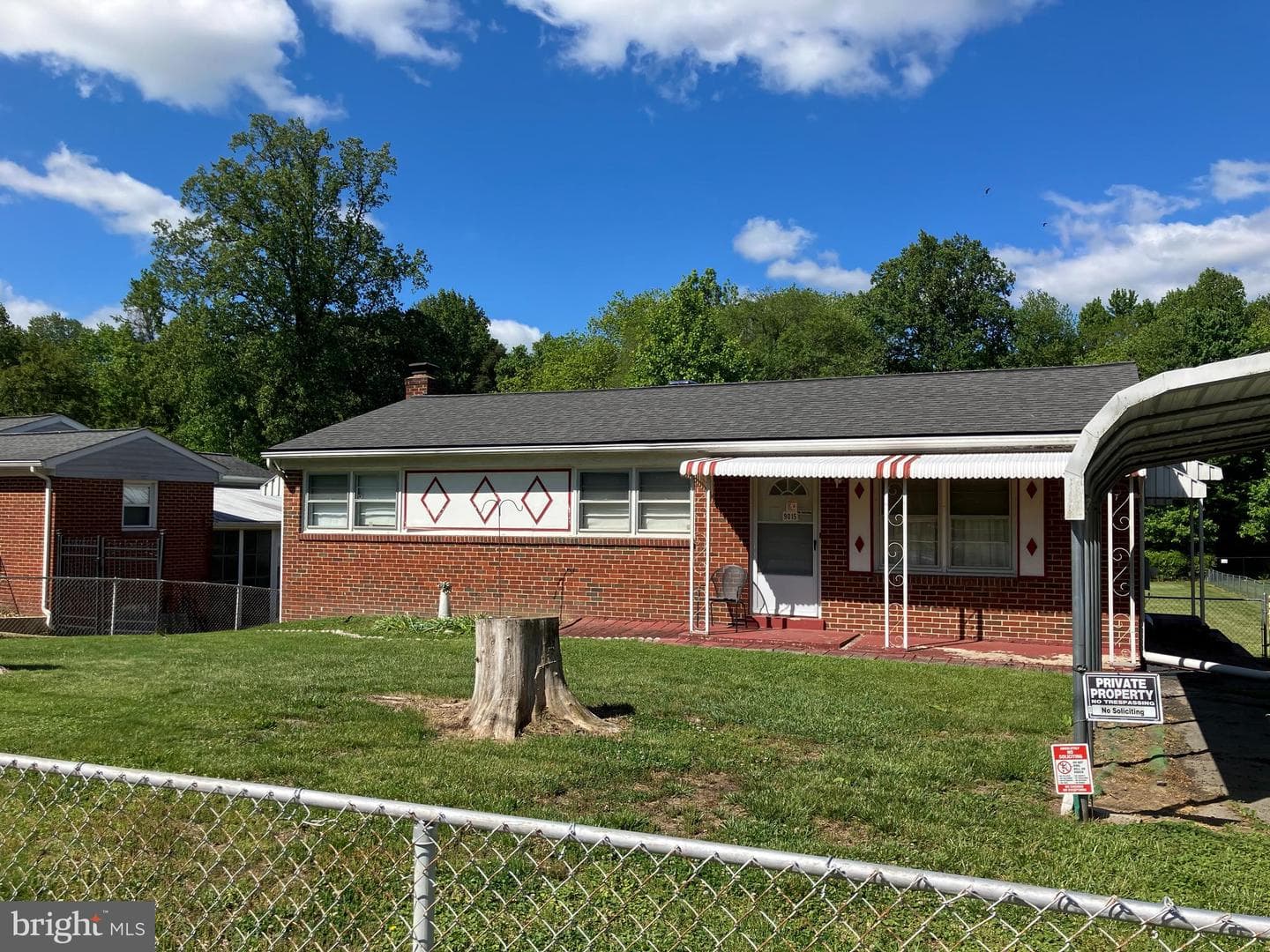 9015 Spring Acres Road photo 2