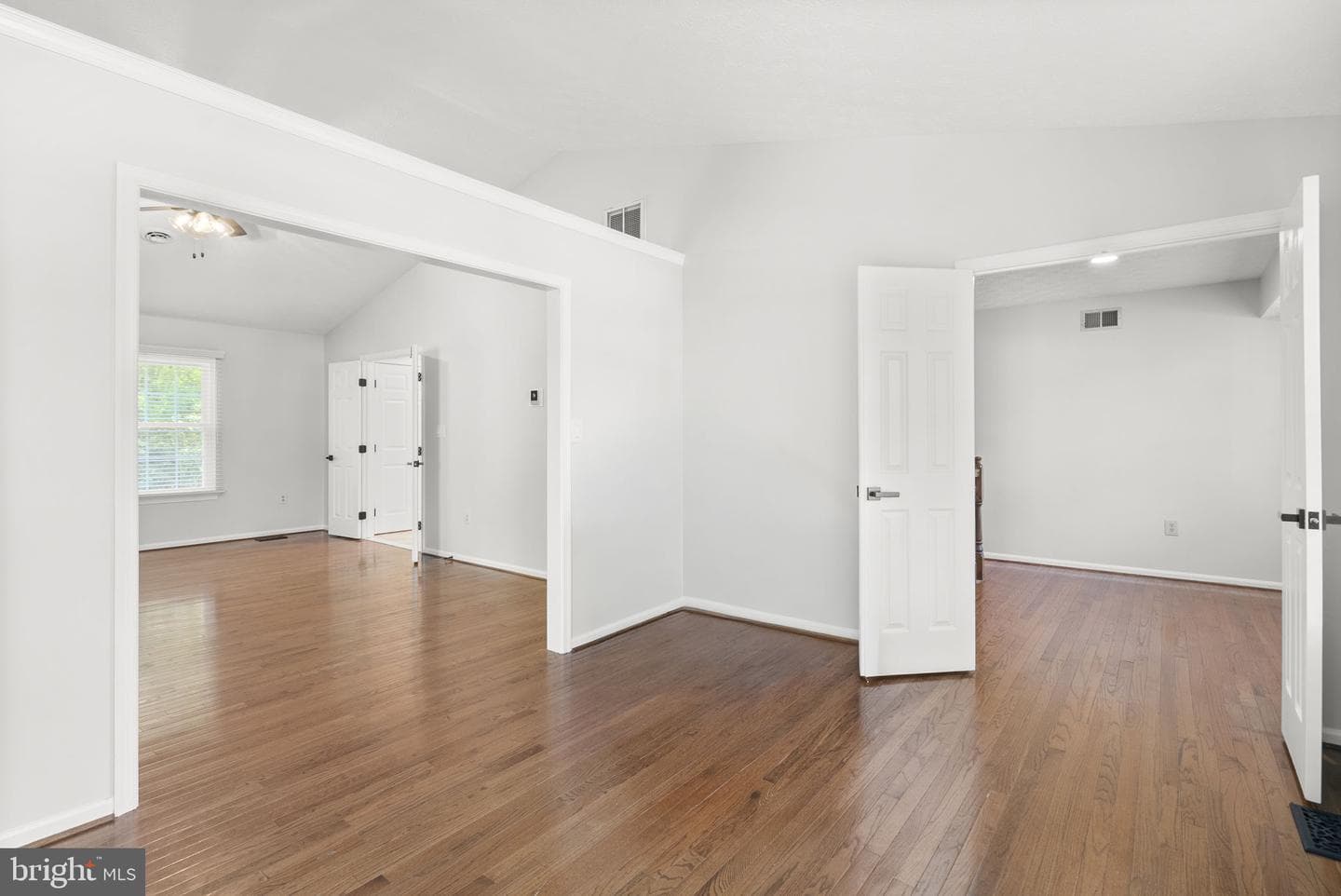 6113 Omar photo 32