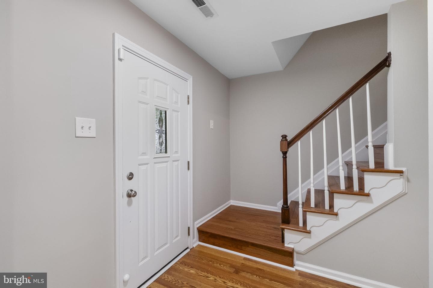 3001 Antler Court N photo 4