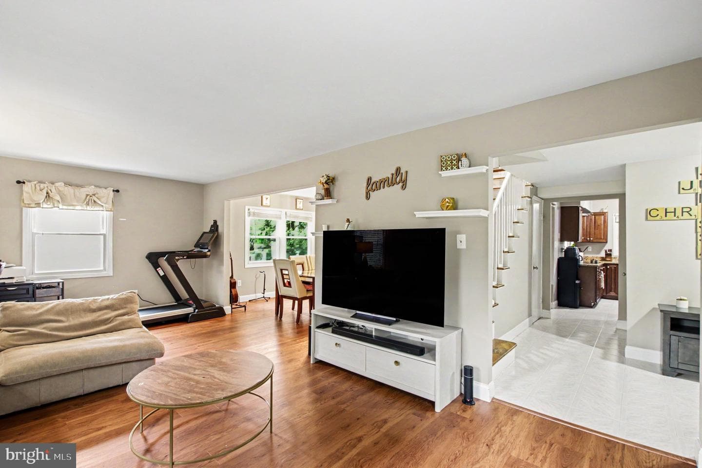 1405 Peachwood Lane photo 6