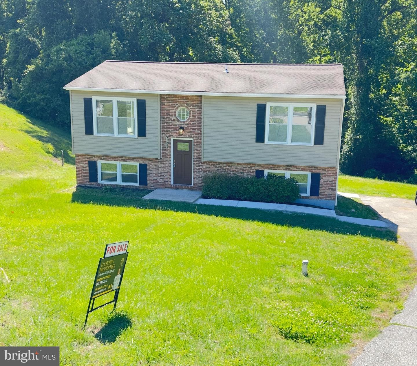 9124 Croom Road photo 3