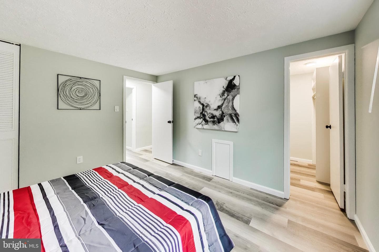 5405 Truoc Court photo 15