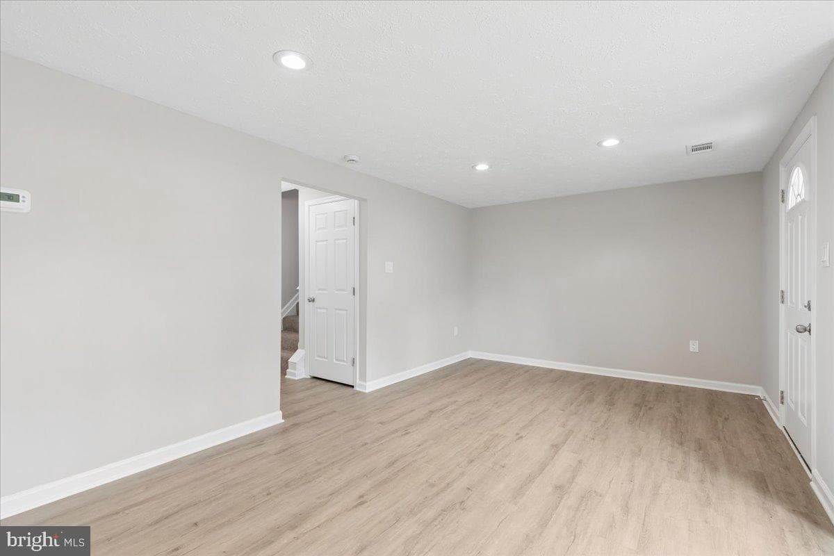 14404 Marlborough Drive photo 11