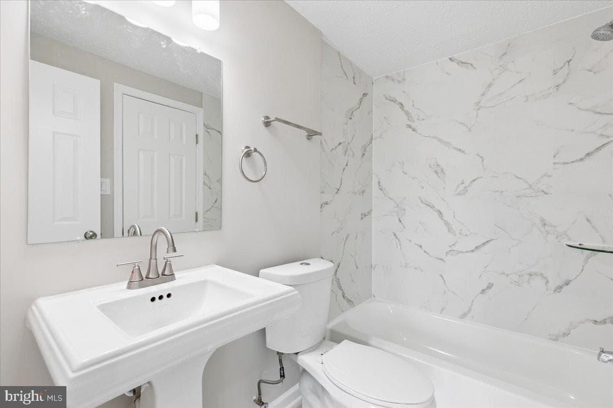 14404 Marlborough Drive photo 25