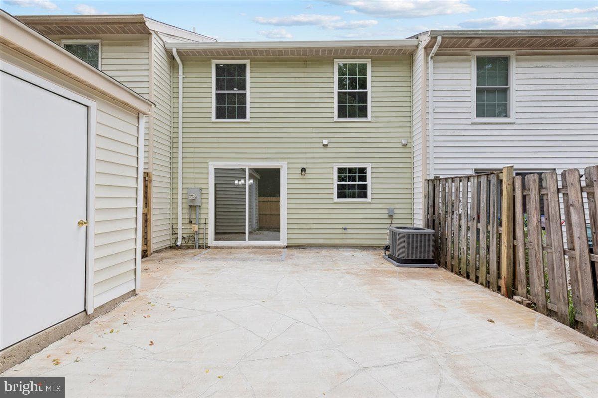 14404 Marlborough Drive photo 32