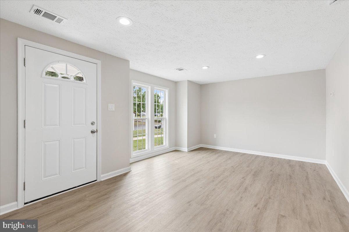 14404 Marlborough Drive photo 9