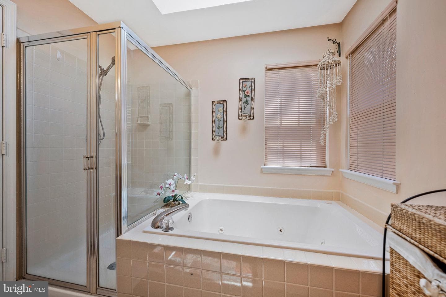 8811 Gladeside Drive photo 22