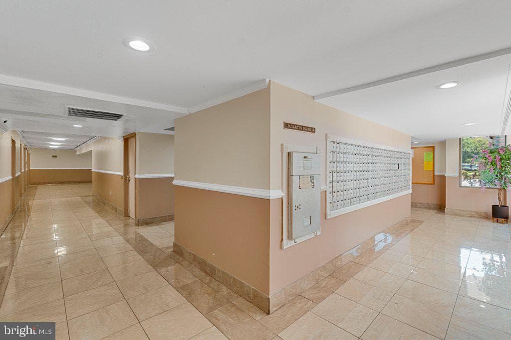 1836 Metzerott Road #905 photo 16