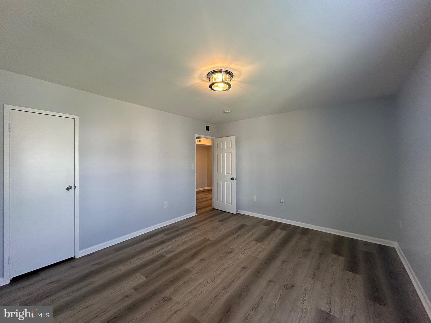 6926 Hanover Parkway #303 photo 12