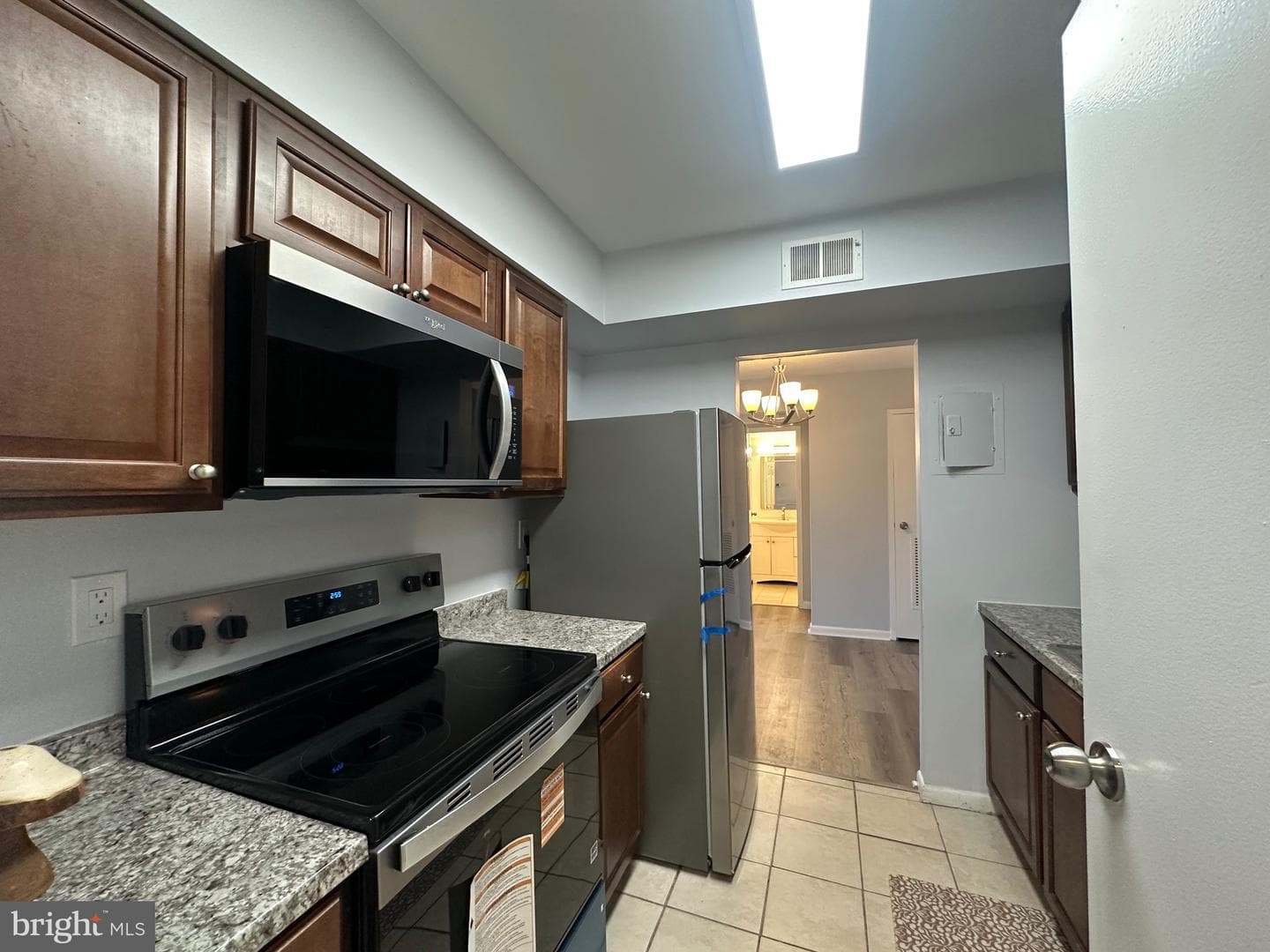 6926 Hanover Parkway #303 photo 9