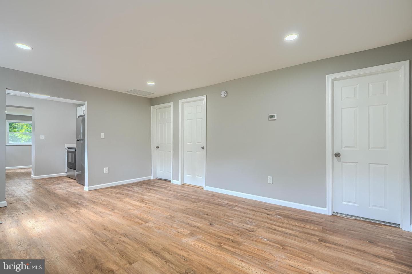 7825 Surratts Road photo 5