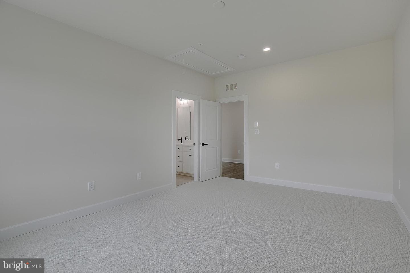 908 Midbrook Ln photo 51