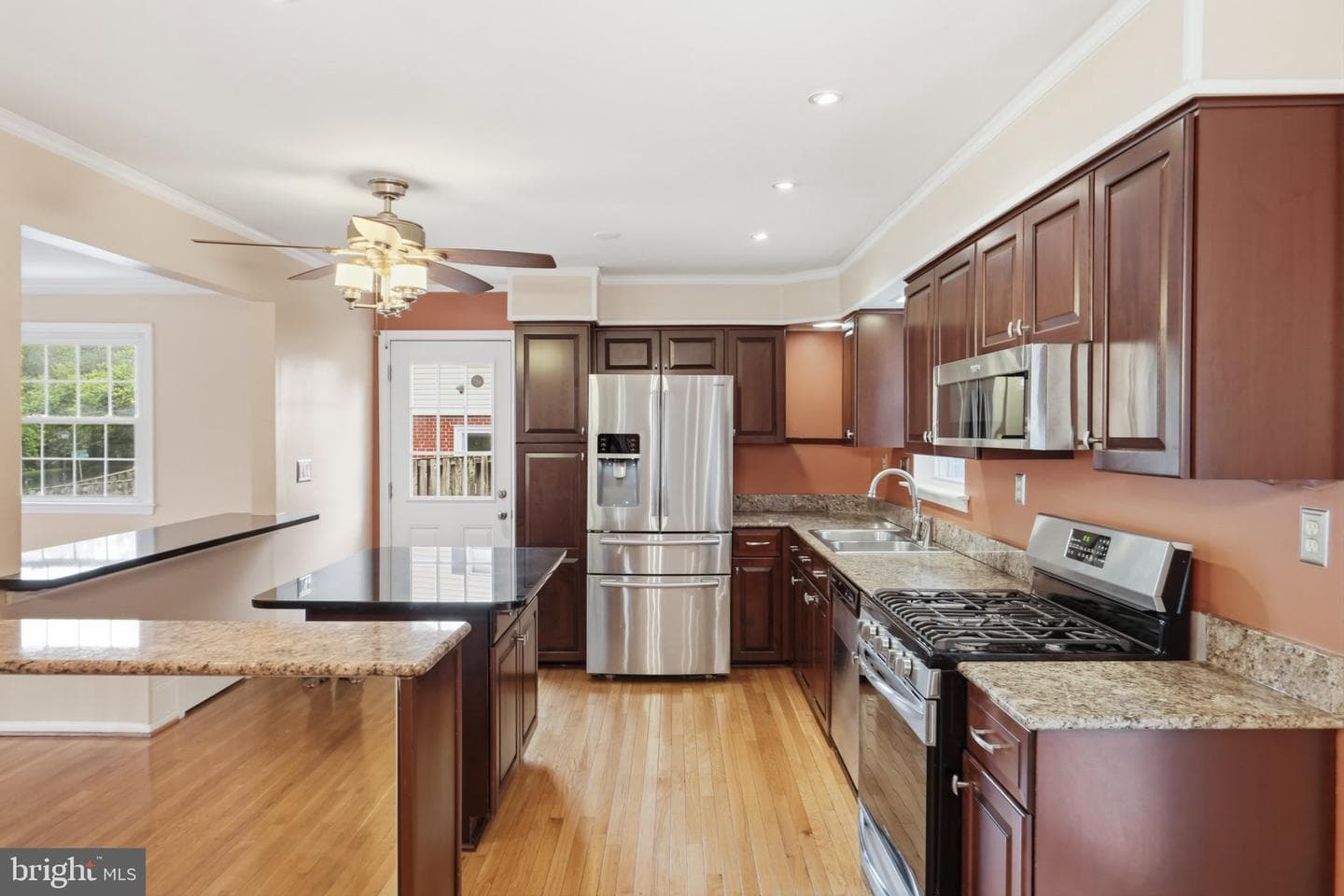 33 Bannington Drive photo 5