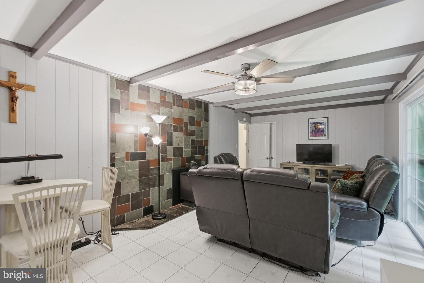 14105 Manchester Road photo 16
