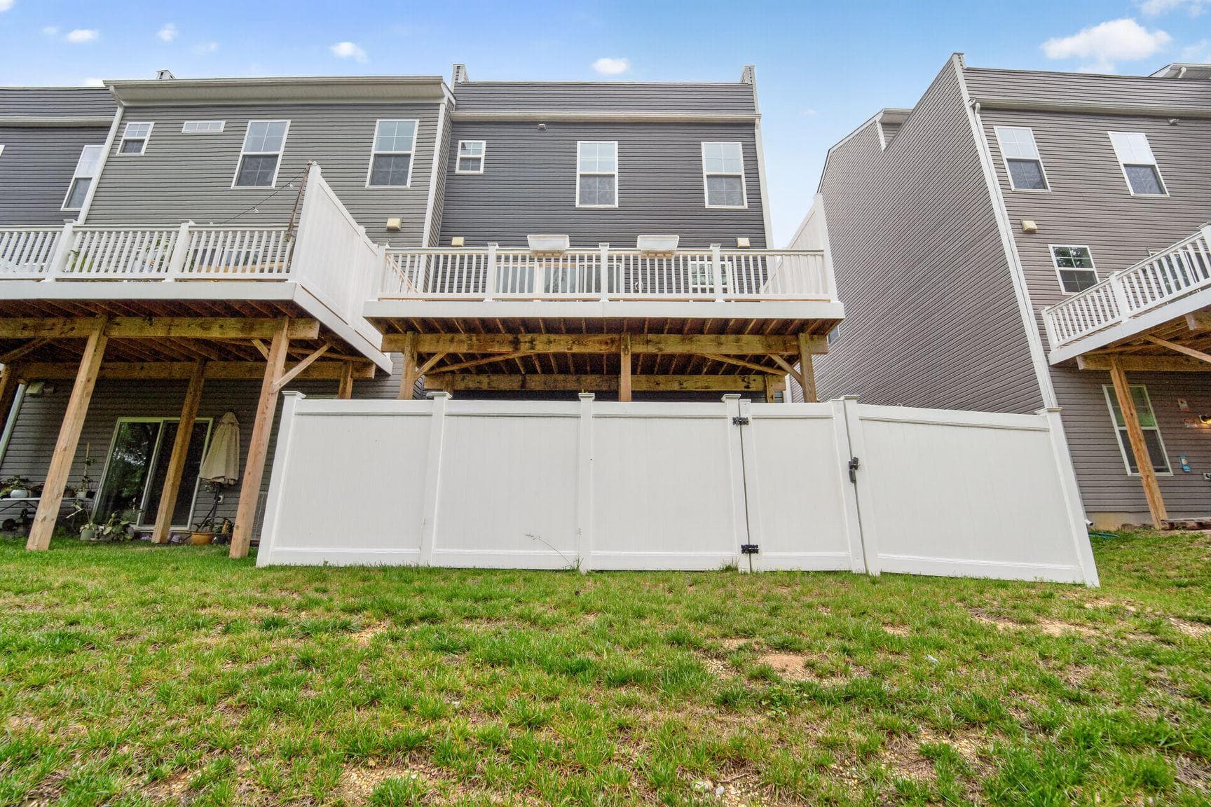 2724 Lewis And Clark Avenue photo 41