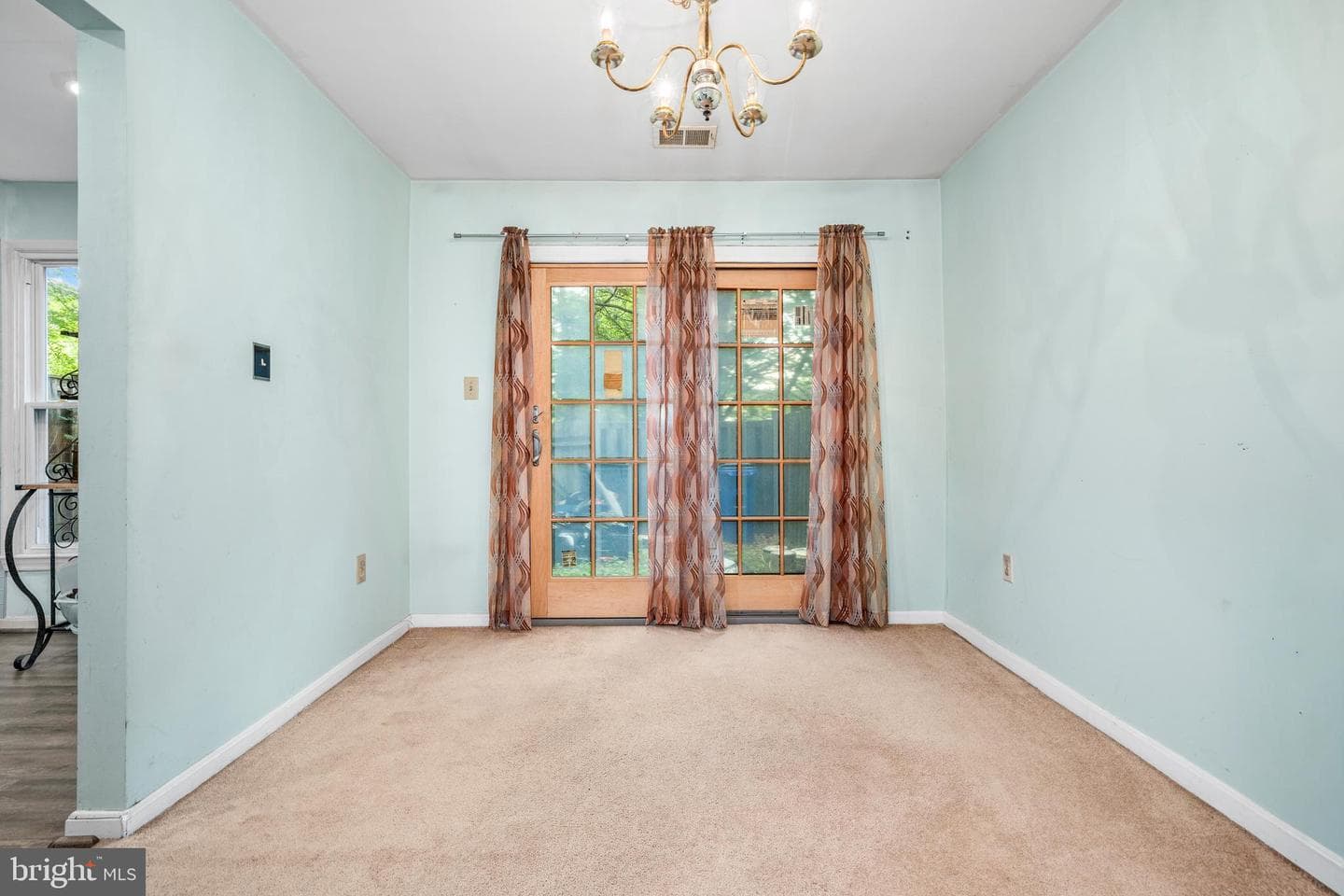 15512 Empress Way photo 9