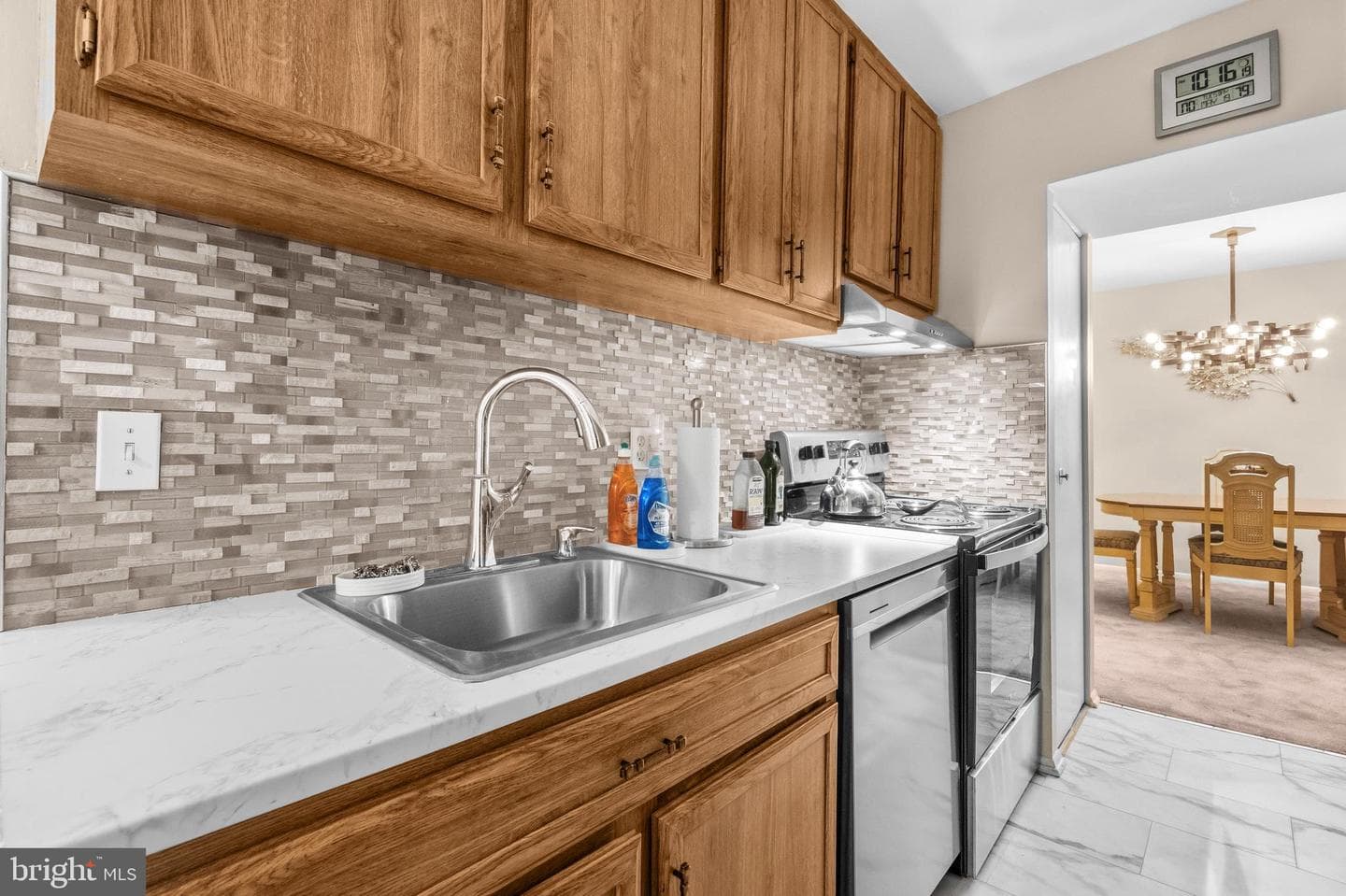 7724 Hanover Parkway #301 (190) photo 11