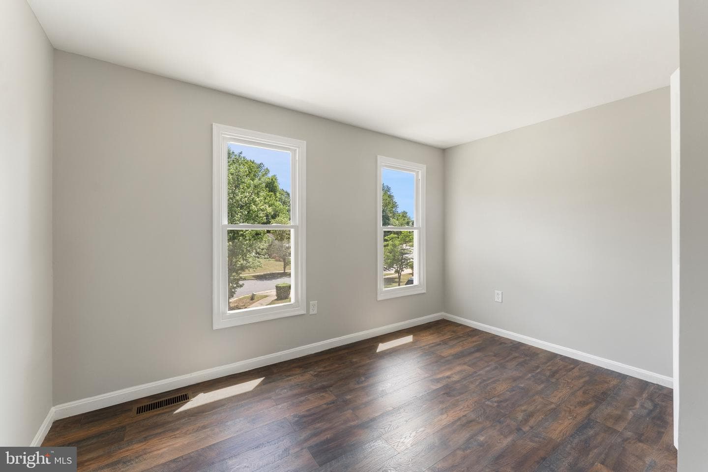 10608 Terrapin Hills Court photo 38