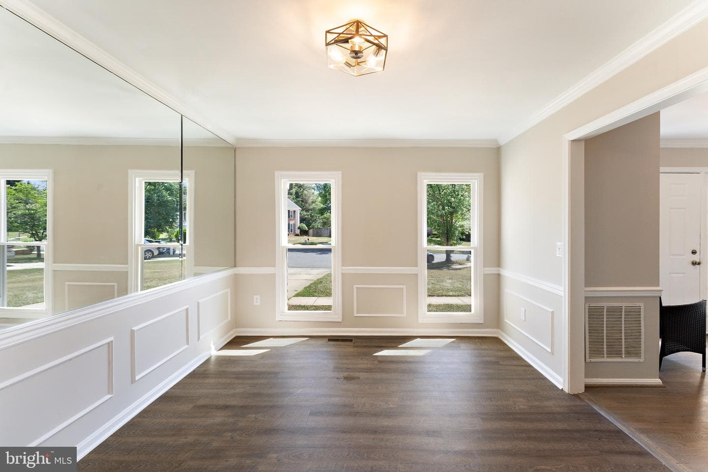 10608 Terrapin Hills Court photo 9