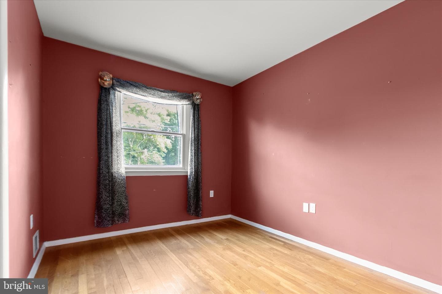 6609 Mccahill Terrace photo 31
