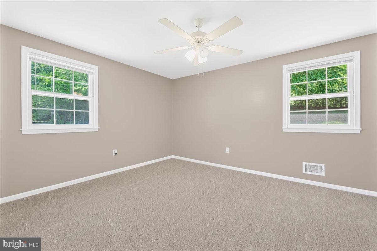 11805 N Marlton Avenue photo 23