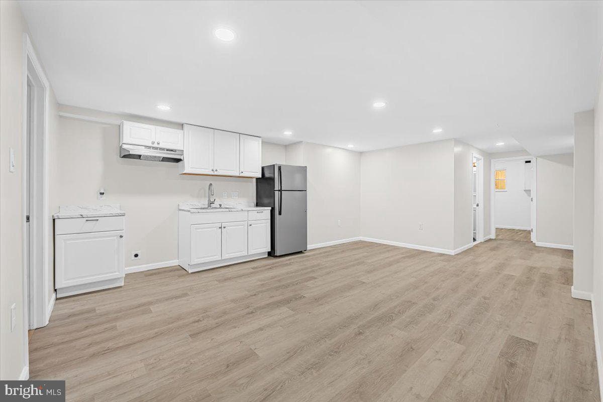 11805 N Marlton Avenue photo 27