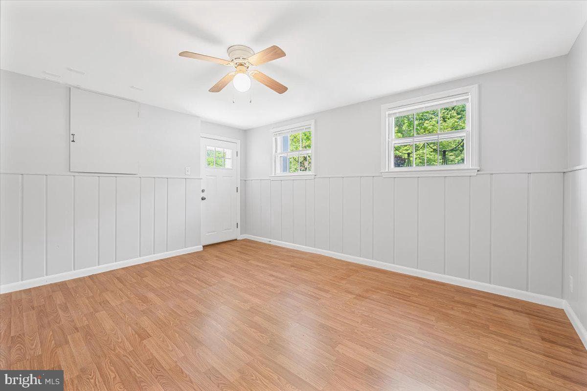 11805 N Marlton Avenue photo 31