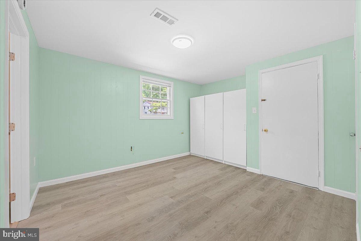 11805 N Marlton Avenue photo 33