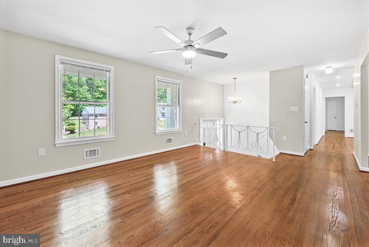 11805 N Marlton Avenue photo 7