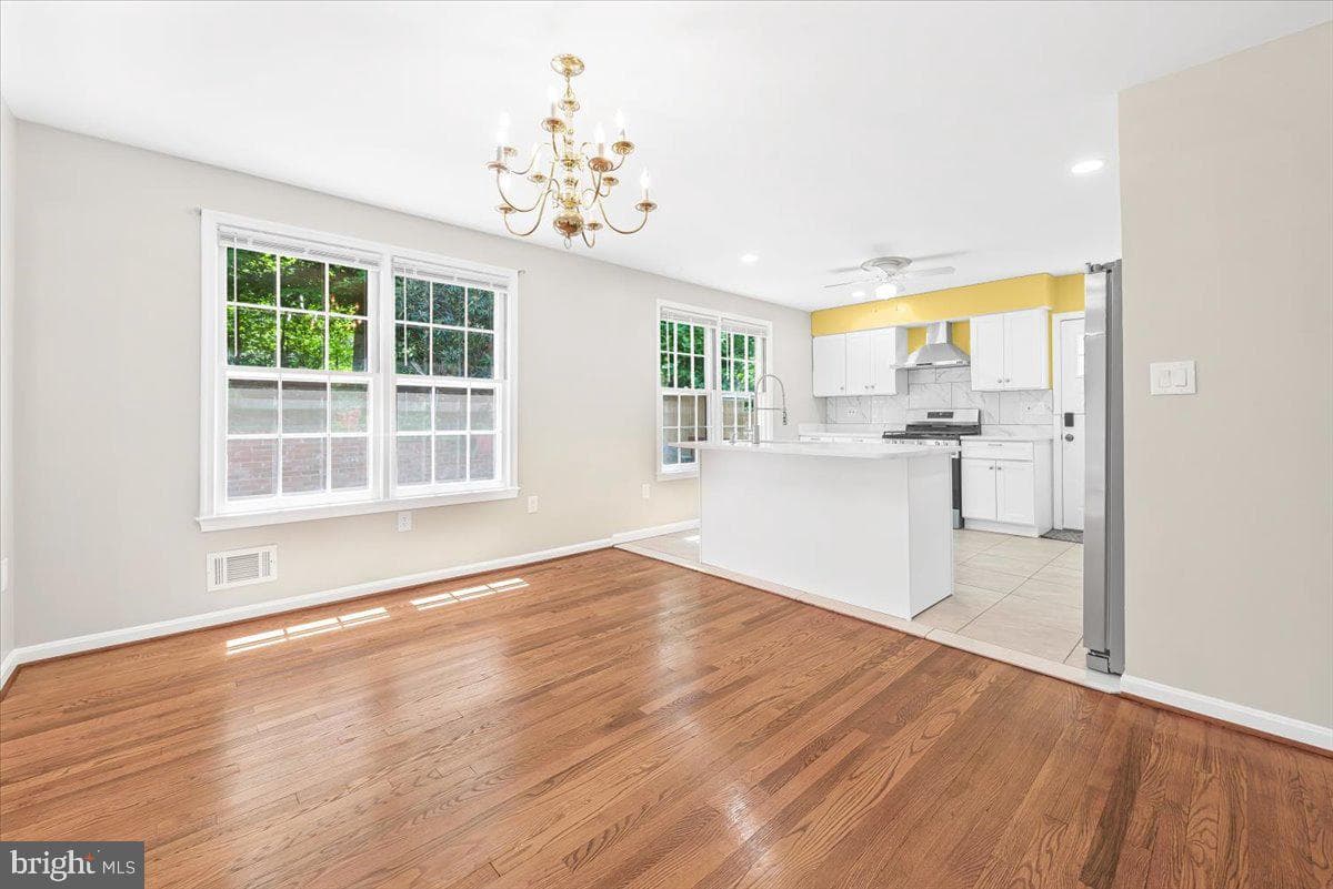 11805 N Marlton Avenue photo 8