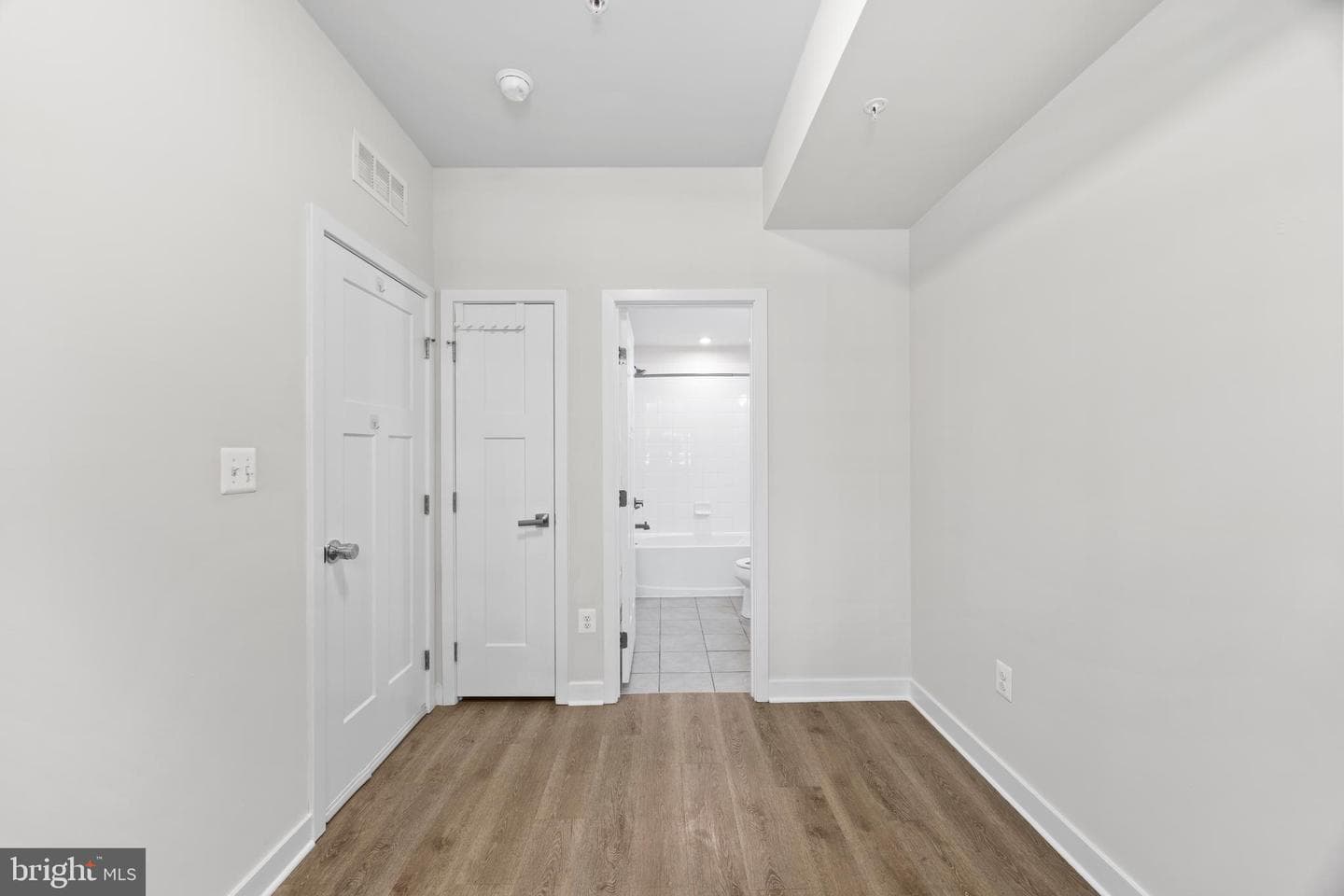 8264 Miner Street photo 18