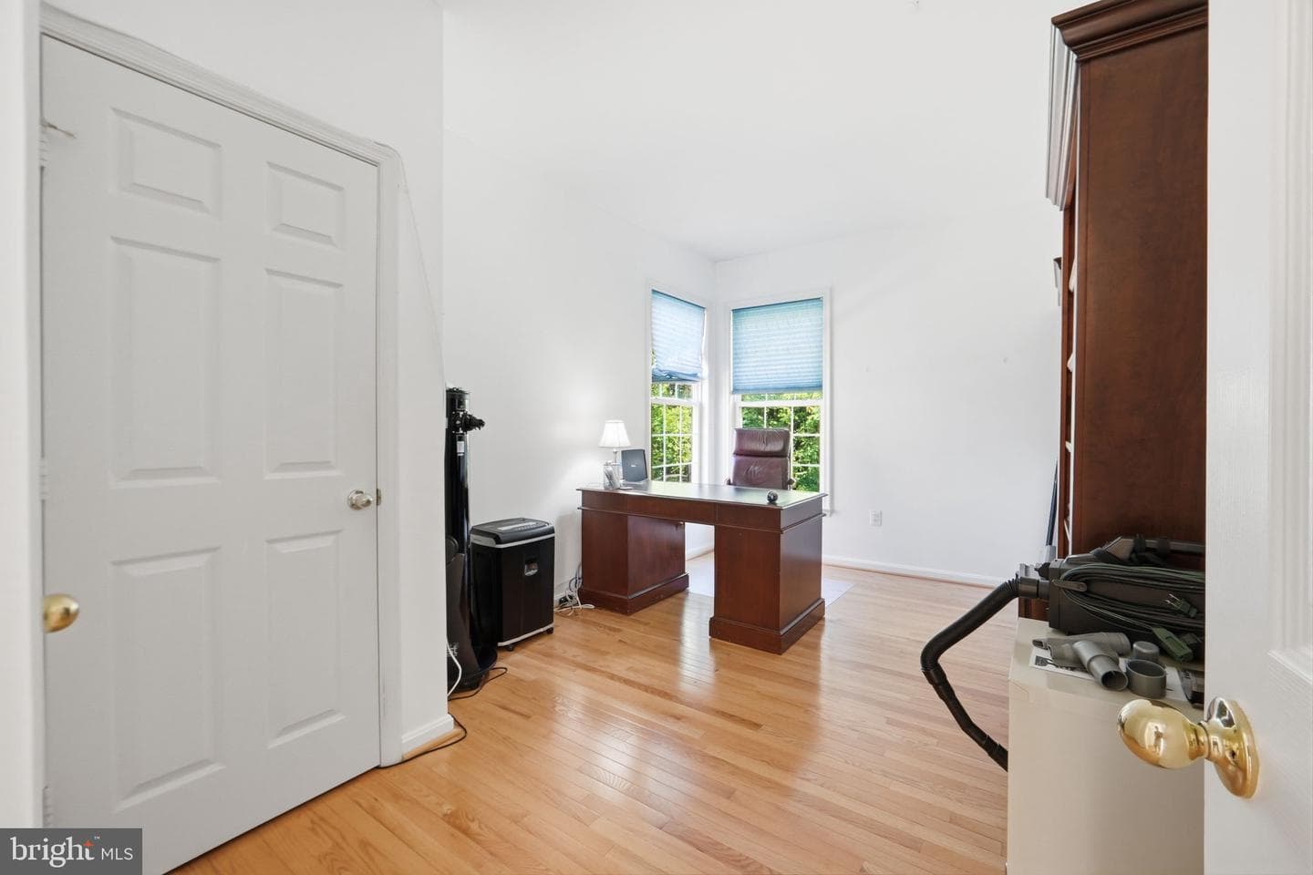 15204 Derbyshire Way photo 7