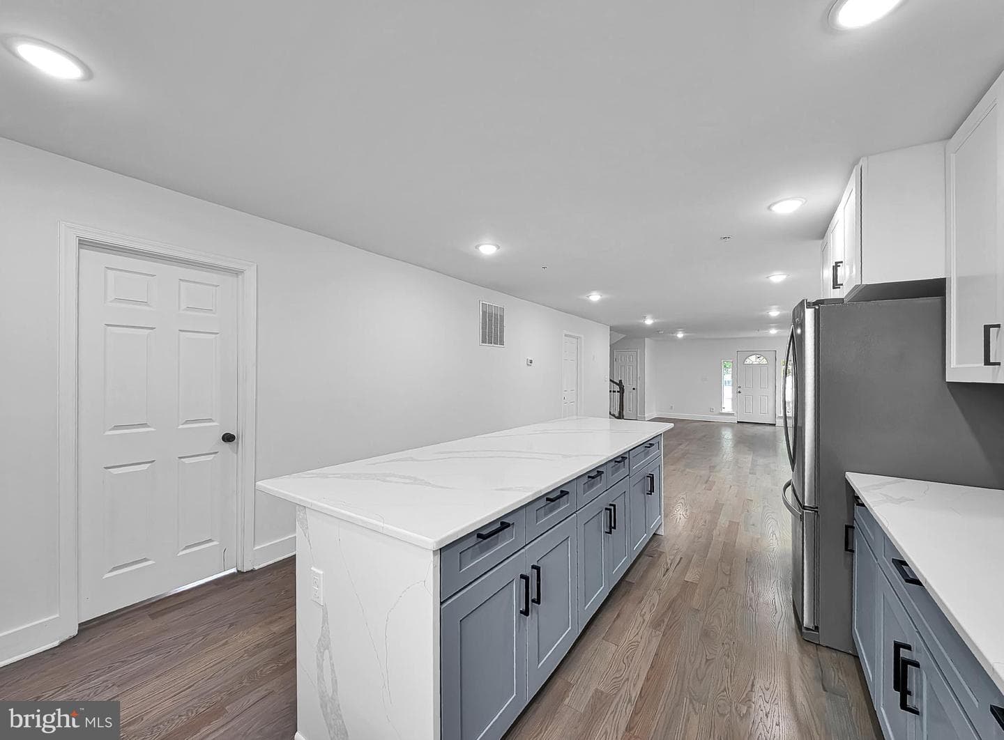 4302 Byers Street photo 5