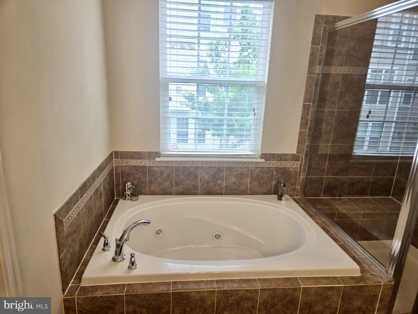 4211 Talmadge Circle photo 15