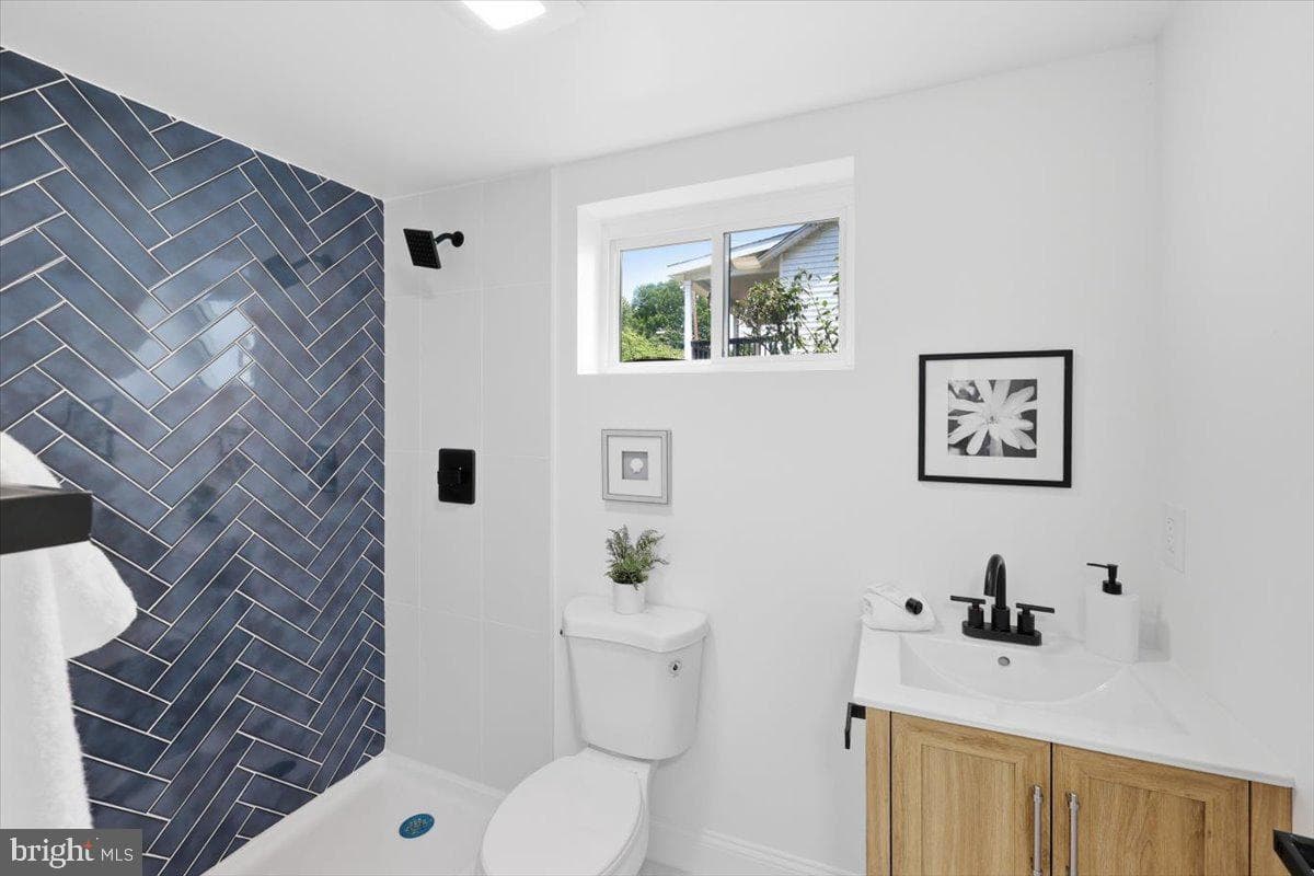 4803 Somerset Road photo 17