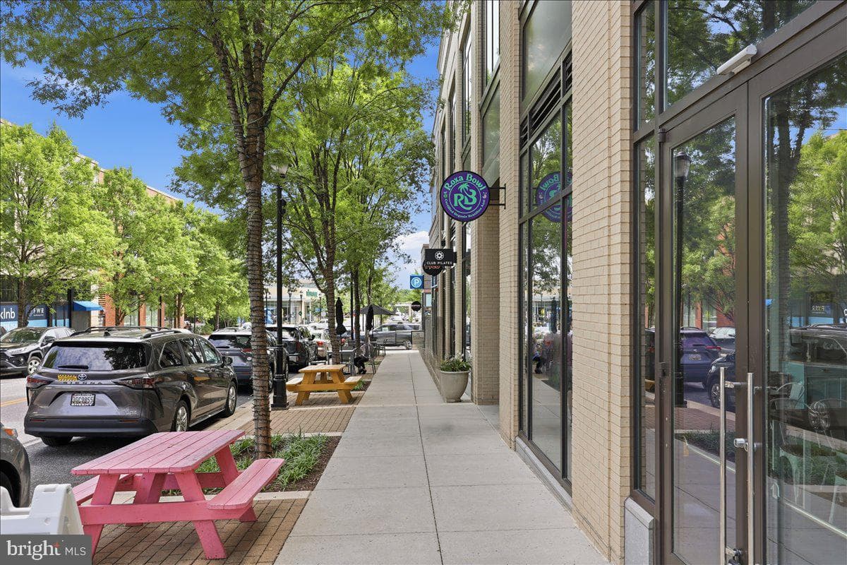 4803 Somerset Road photo 26