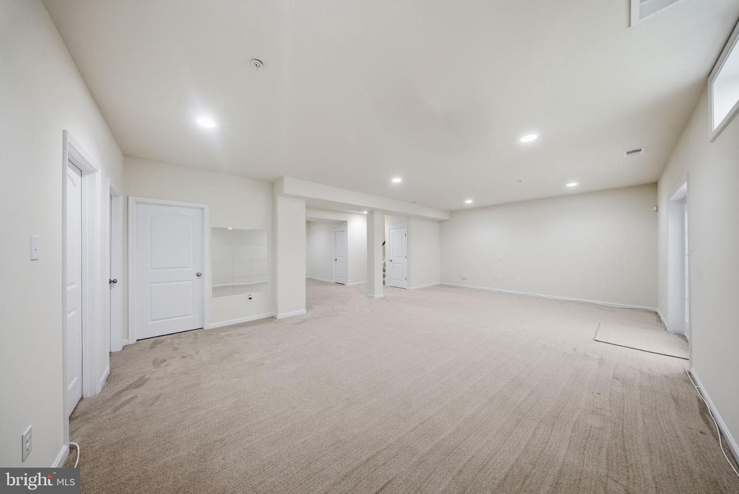 9617 Byward Boulevard photo 22