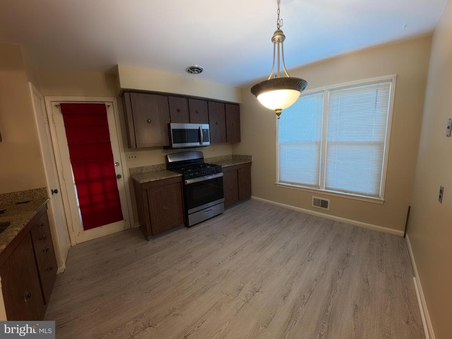 11801 Fairgreen Lane photo 8