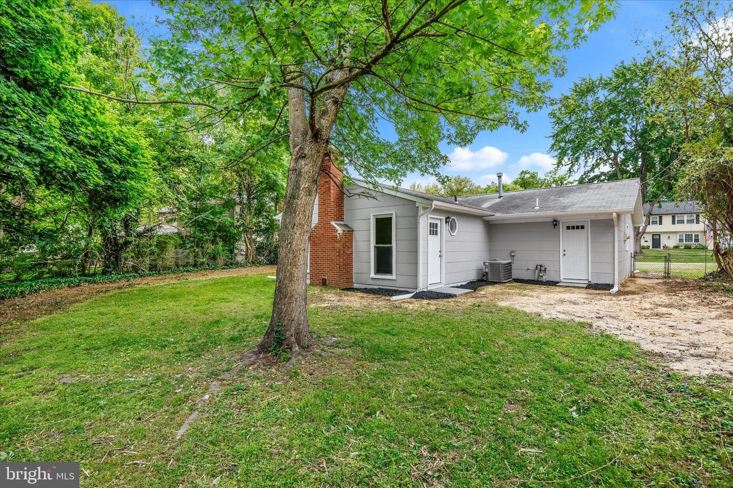 4001 Yarmouth Lane photo 31
