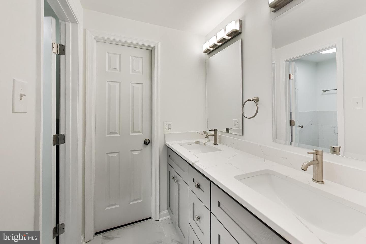 9938 Mallard Drive photo 25