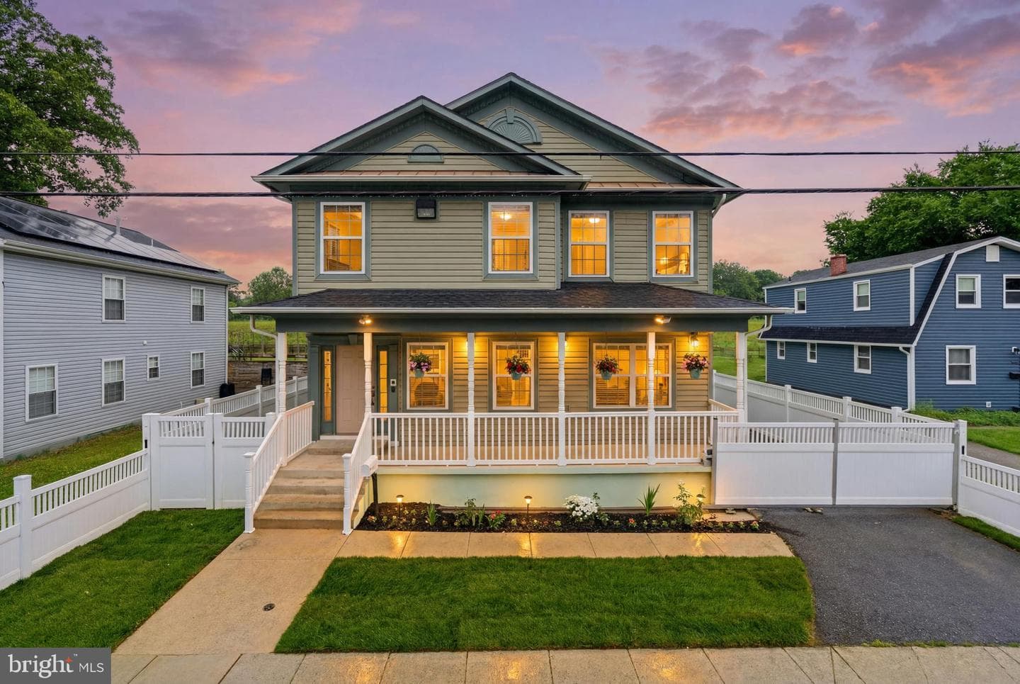 3930 Allison Street, North Brentwood